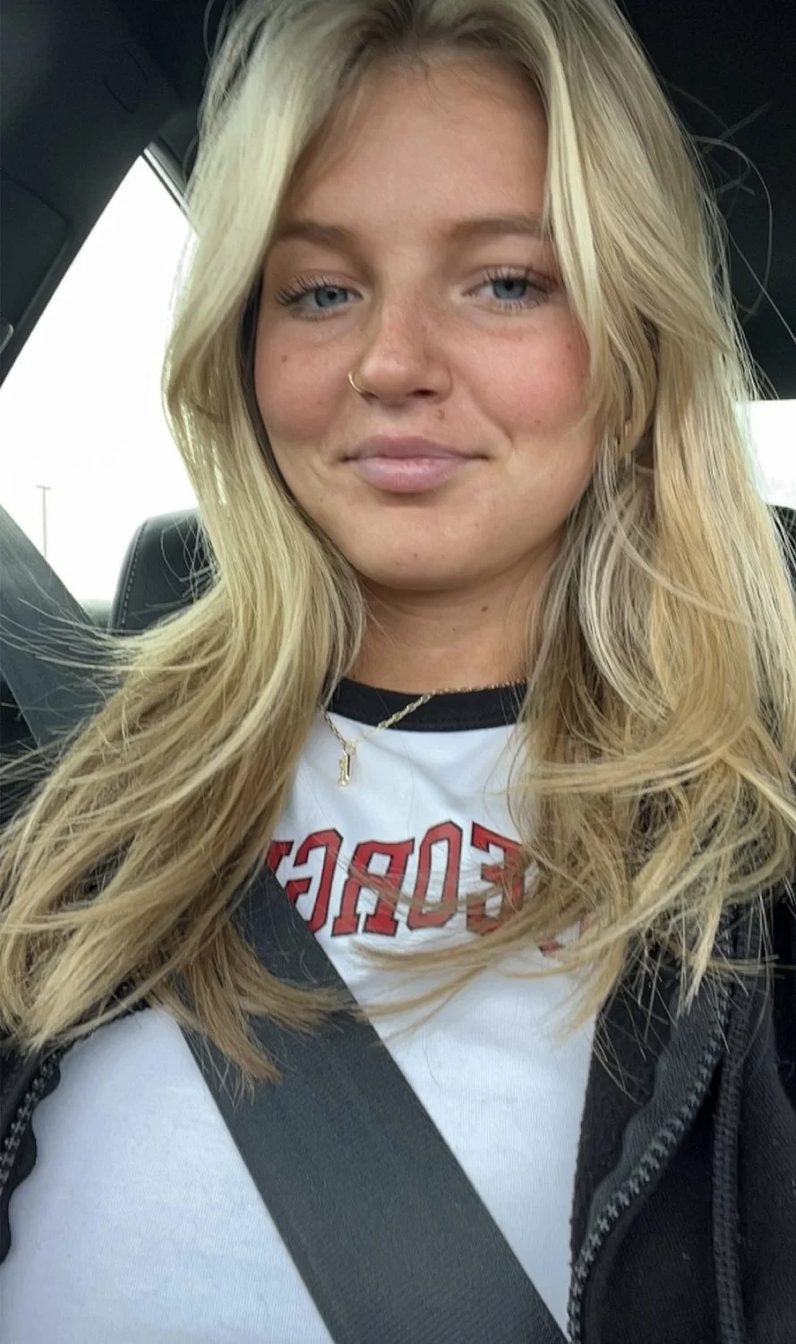 Hot UGA Freshman blonde babe teasing naughty mirror selfie main image