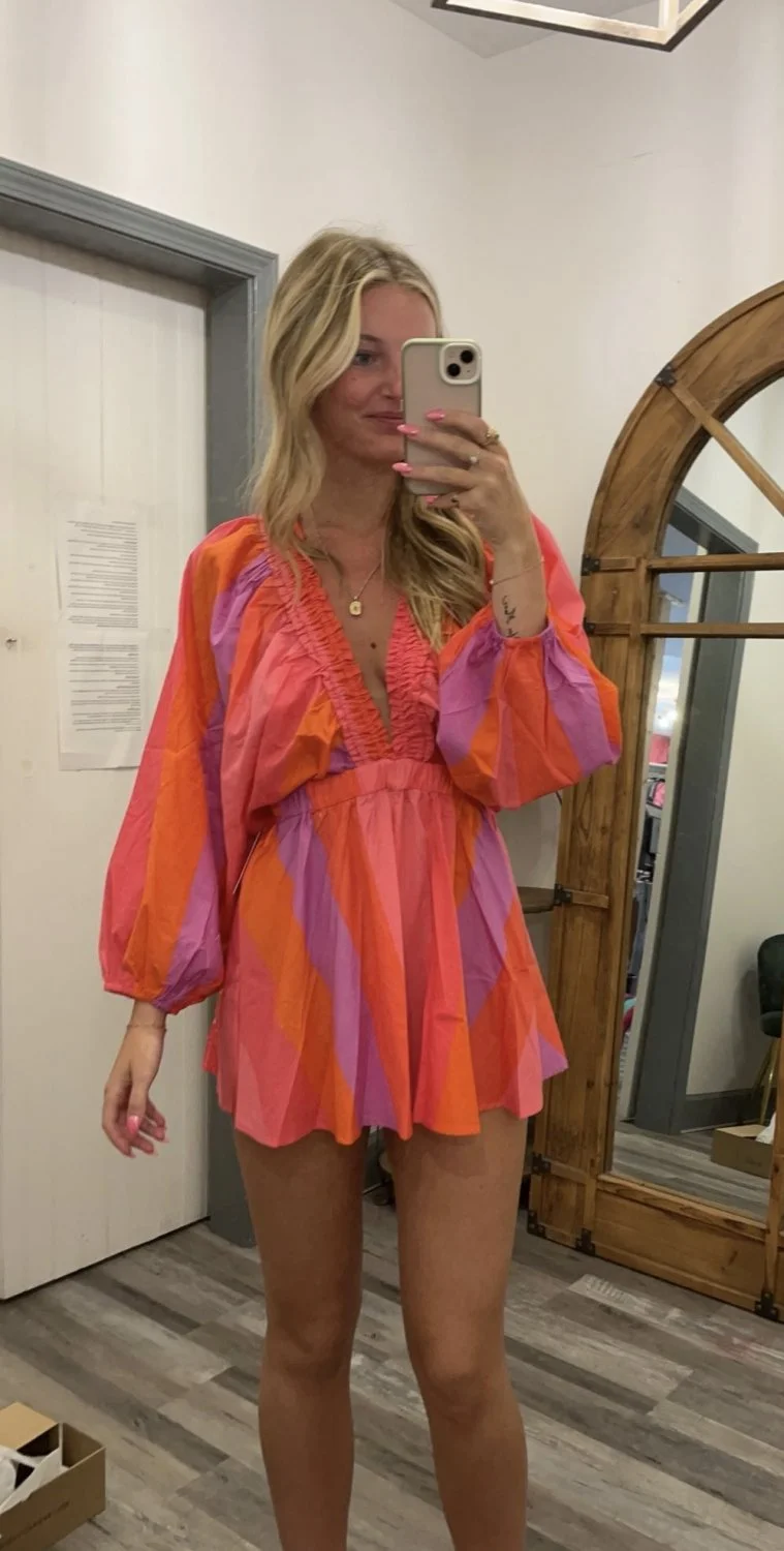 Hot UGA Freshman blonde babe teasing naughty mirror selfie image 14
