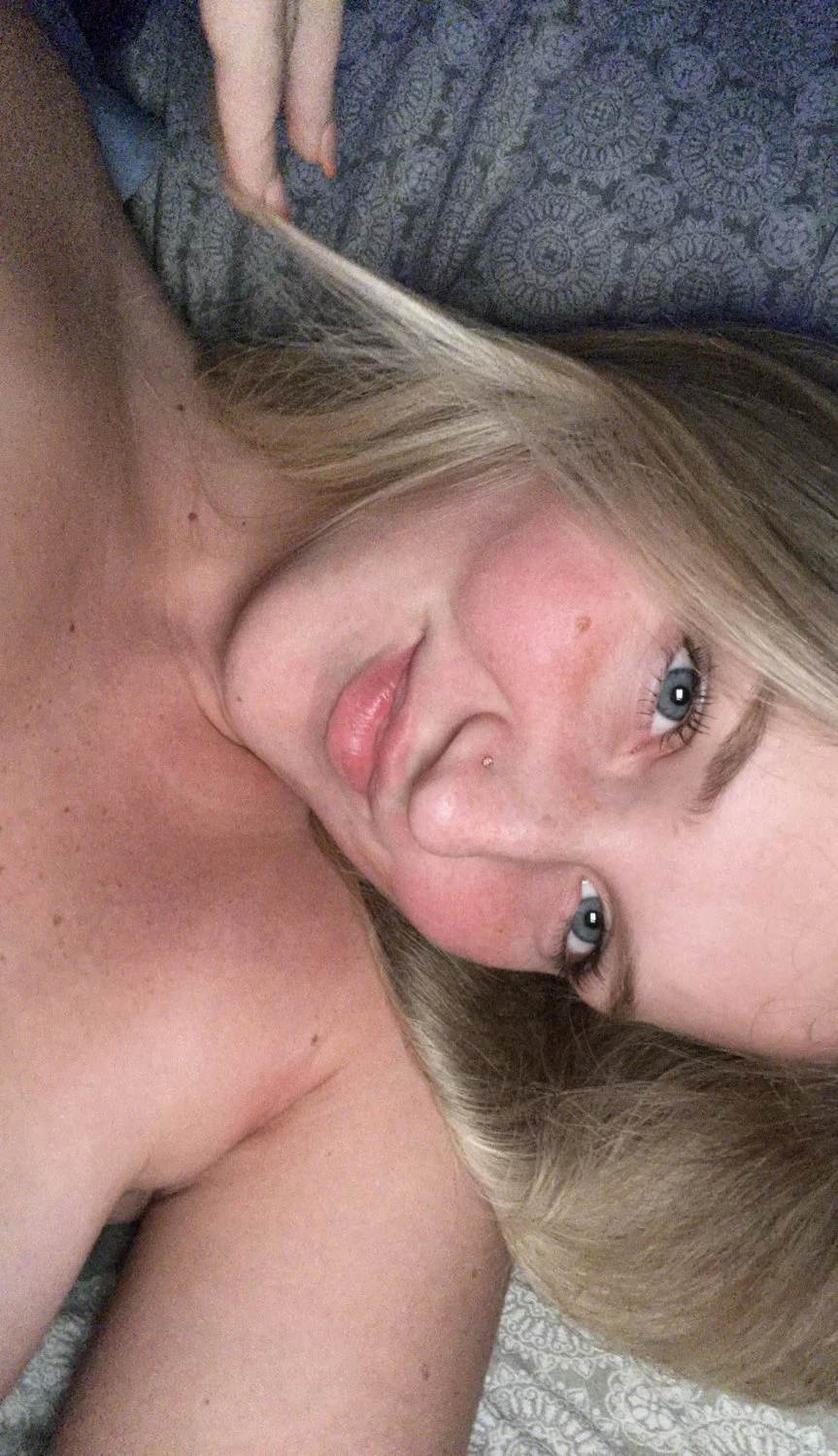 Hot UGA Freshman blonde babe teasing naughty mirror selfie image 23