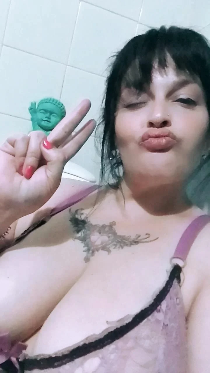 Sabri argentina milf image 9