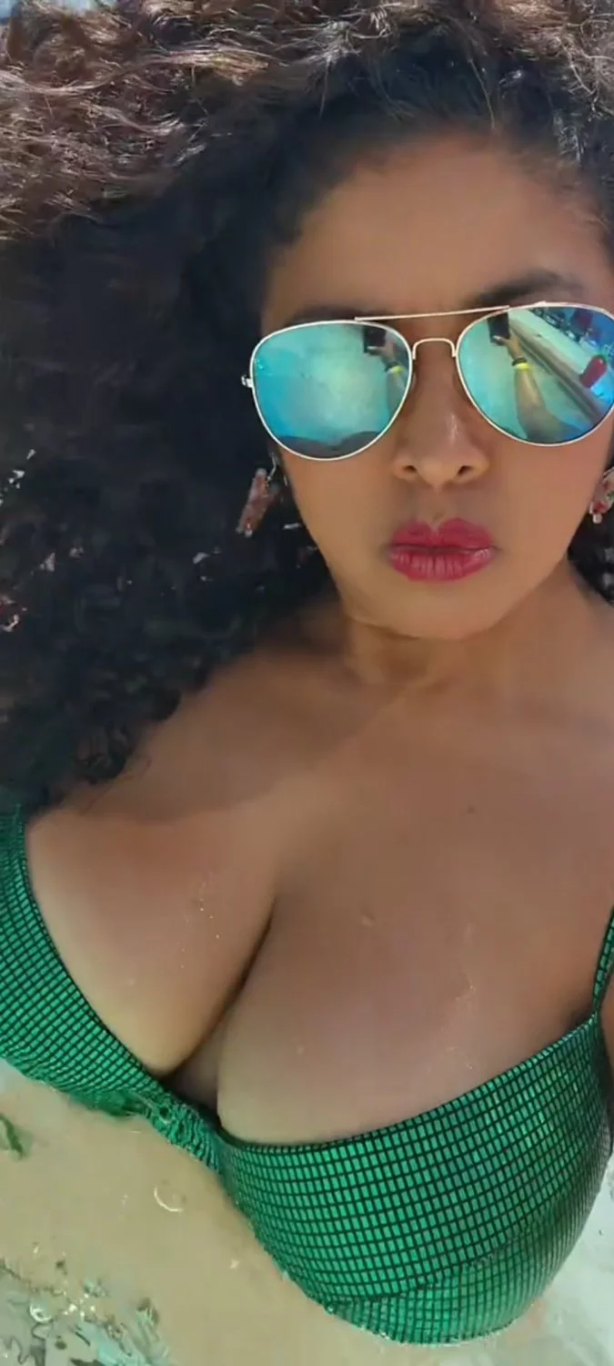 Milf latina ricas tetas image 14