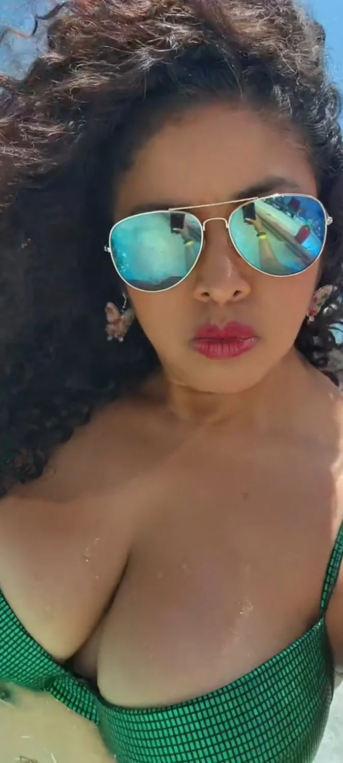 Milf latina ricas tetas image 7