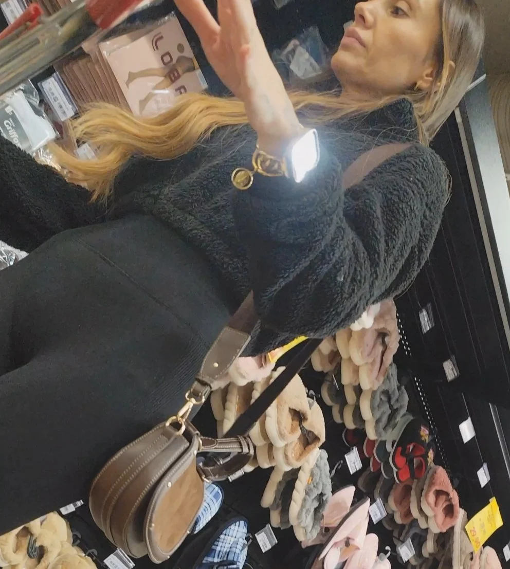 Ass in public 16 ( perfect milf ) image 12