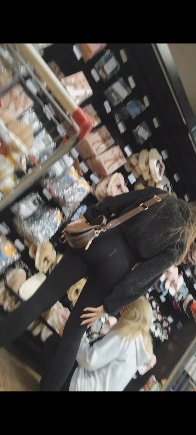 Ass in public 16 ( perfect milf ) image 26