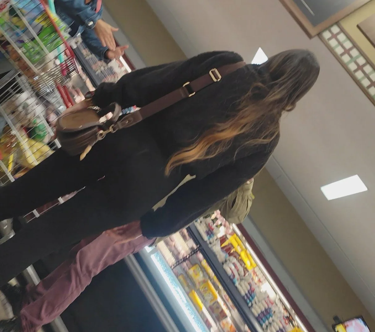 Ass in public 16 ( perfect milf ) image 37