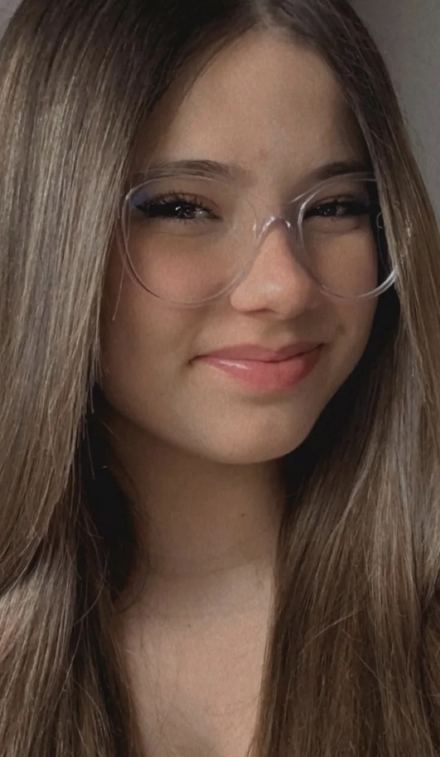 Young Teen Lilou secret image 8