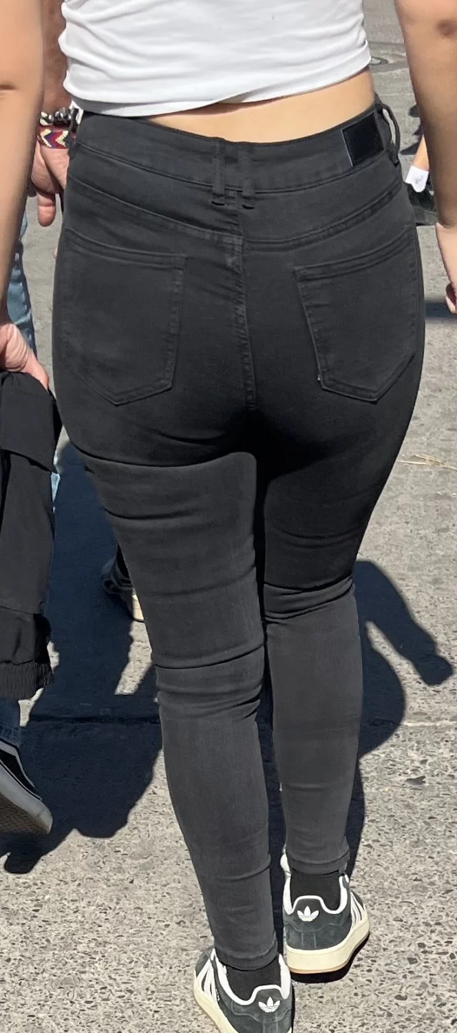 Juicy Ass image 10