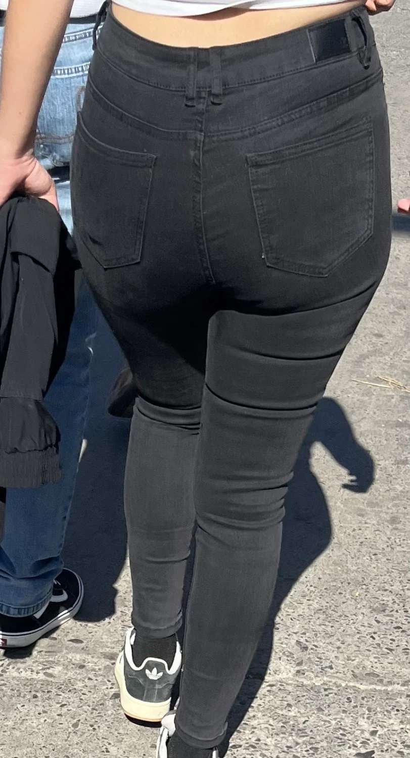 Juicy Ass image 11