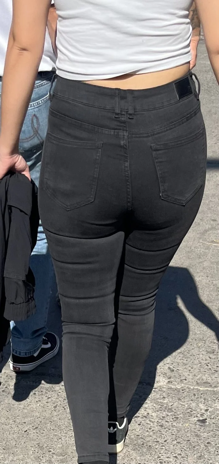 Juicy Ass image 12