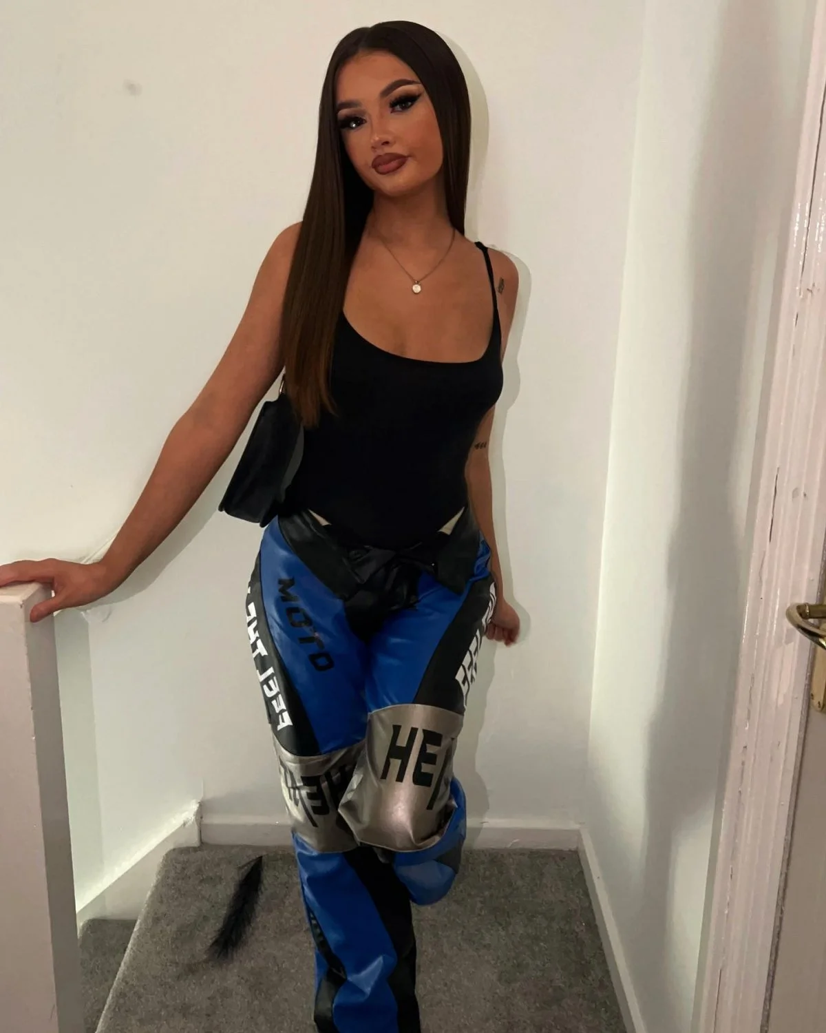 Fit Brunette chav fuck doll image 2