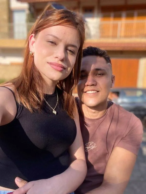 ruiva branquinha safada foi vazada pelo ex na net! videos amador, casal, vazou, vazadas, casal vazou image 1
