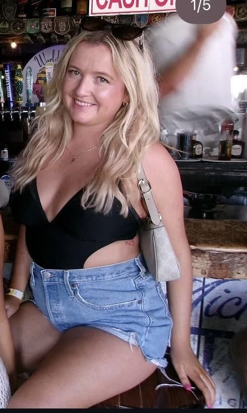 Philly sexy image 3