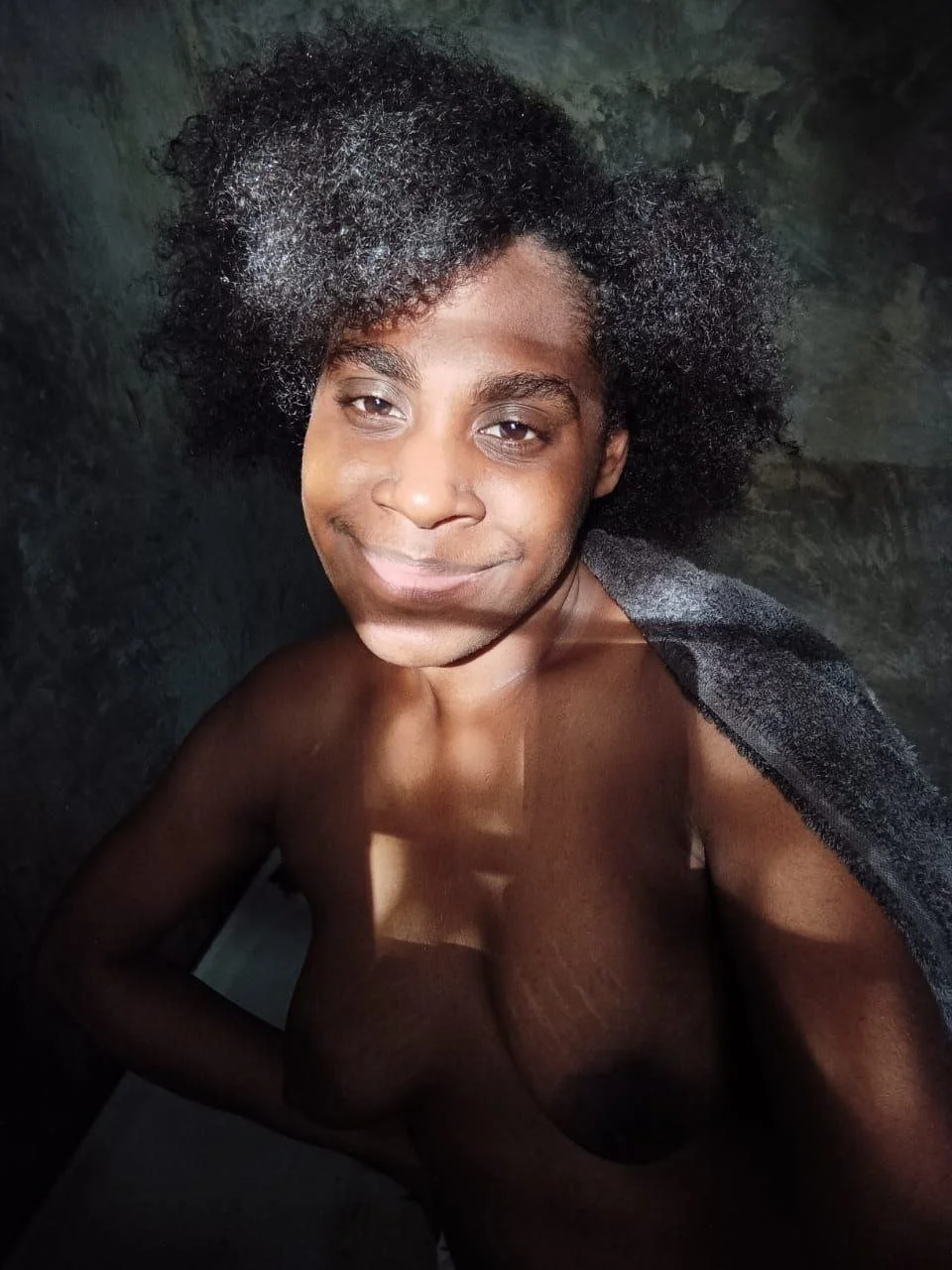 She like taking selfies🇵🇬 image 44