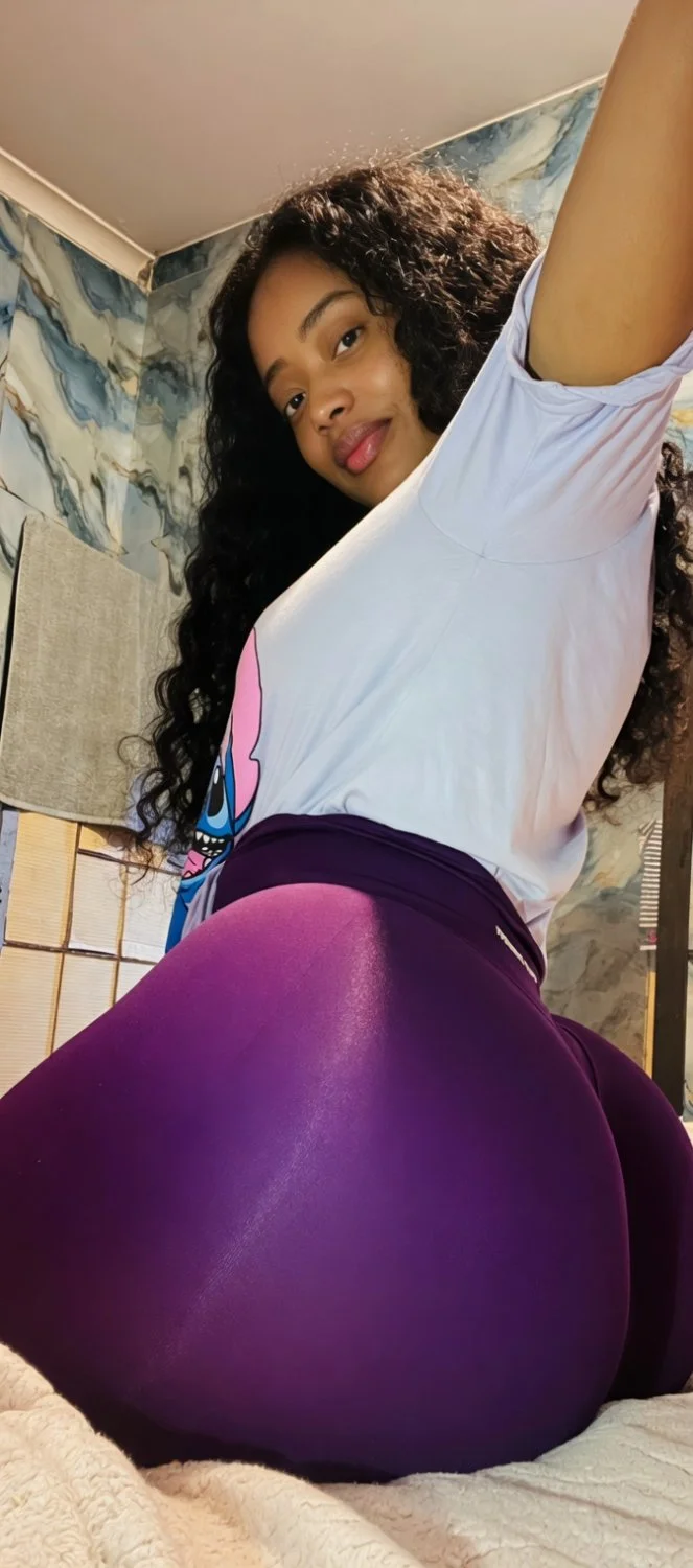 NEGRA CULONA (Morenazalady) Part 7 🇻🇪 nalgona culona twerk Big ass madre soltera main image