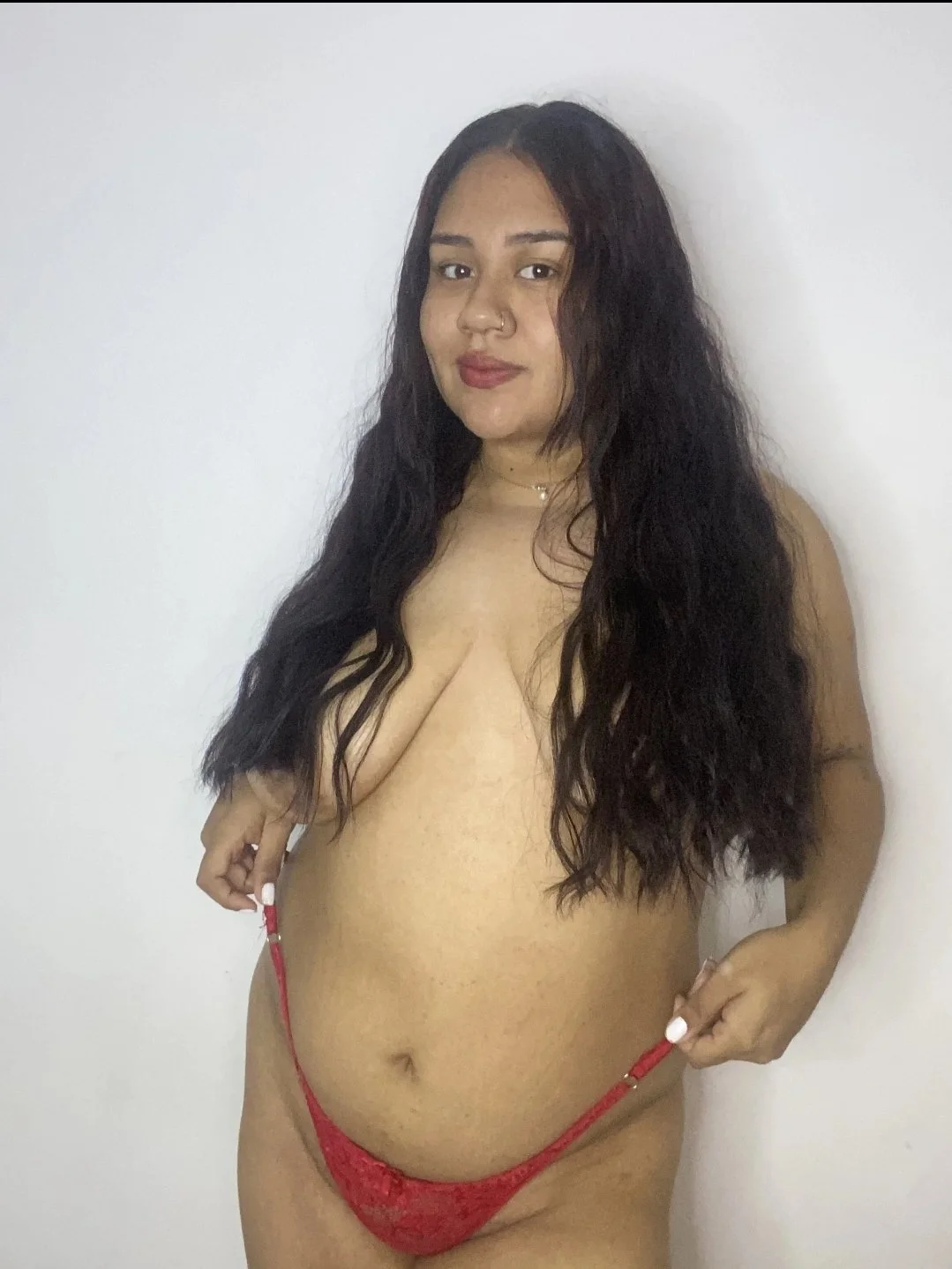 Gordita colombiana con enormes tetas image 3
