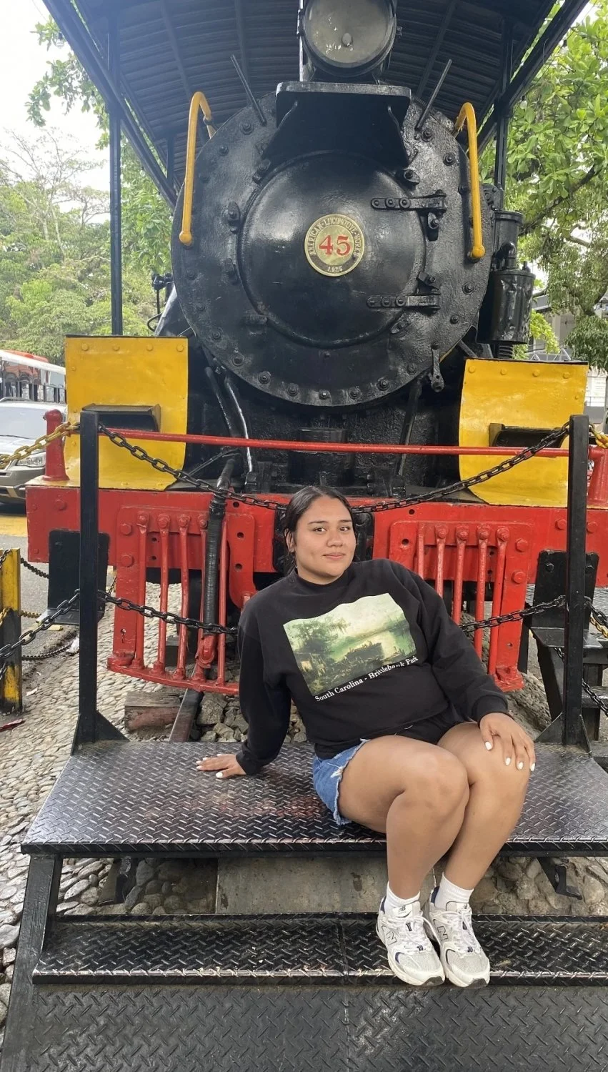 Gordita colombiana con enormes tetas image 36