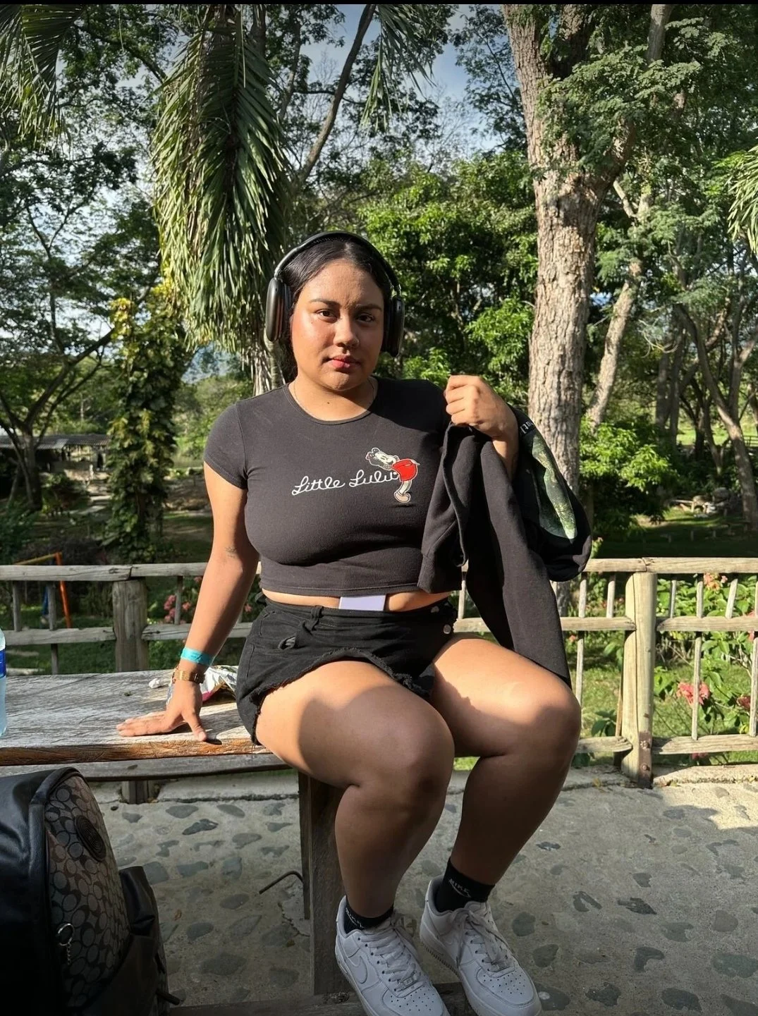Gordita colombiana con enormes tetas image 5