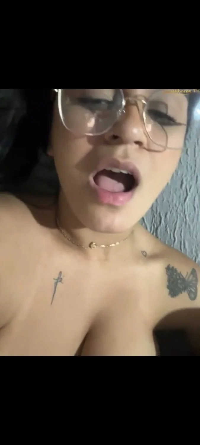 Morena shower image 19