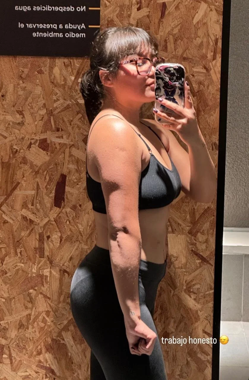 Chilena rica gym , le encanta mostrar a la maraca smartfit image 31