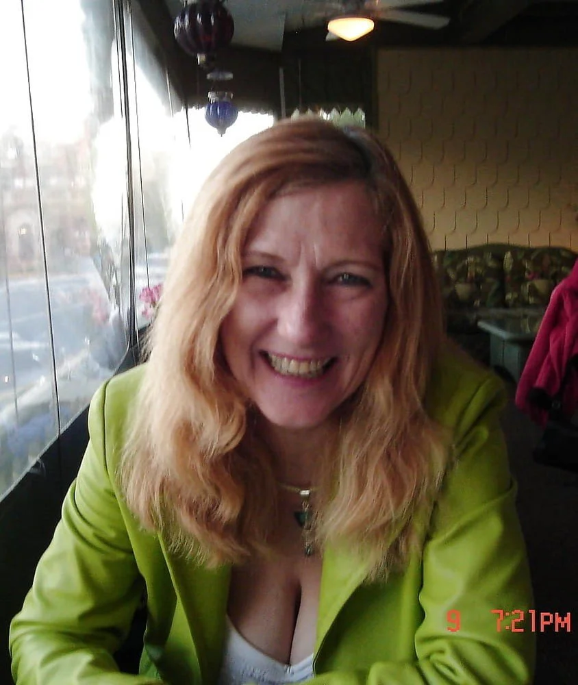 Sexy redhead mature (name????) image 36