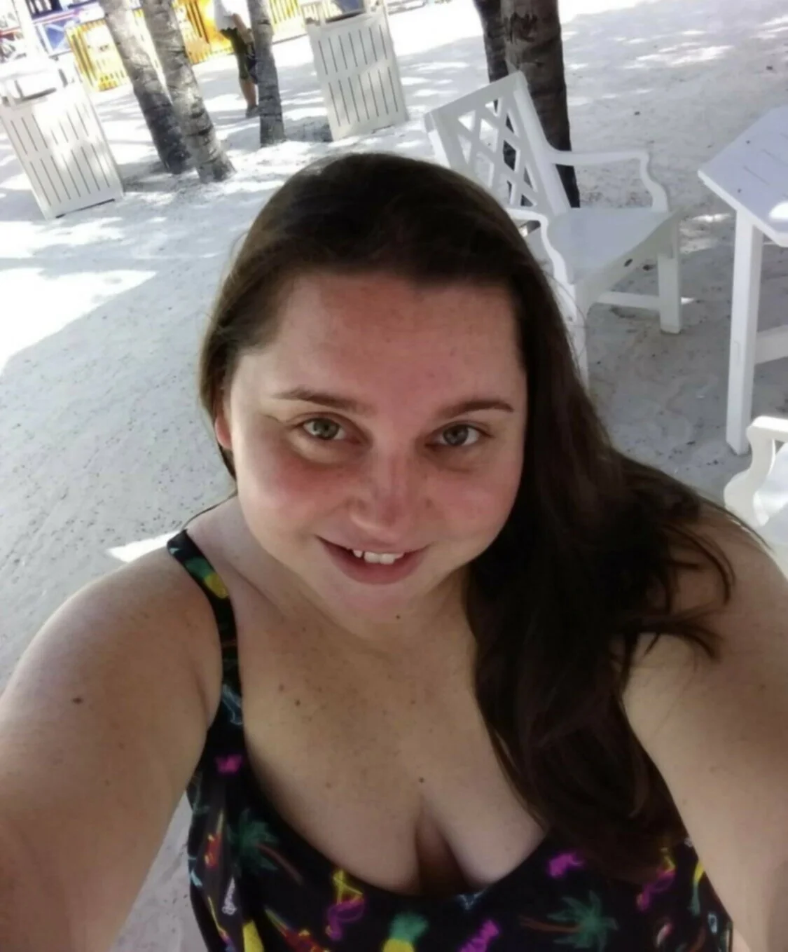 Fat wife Tracey image 15