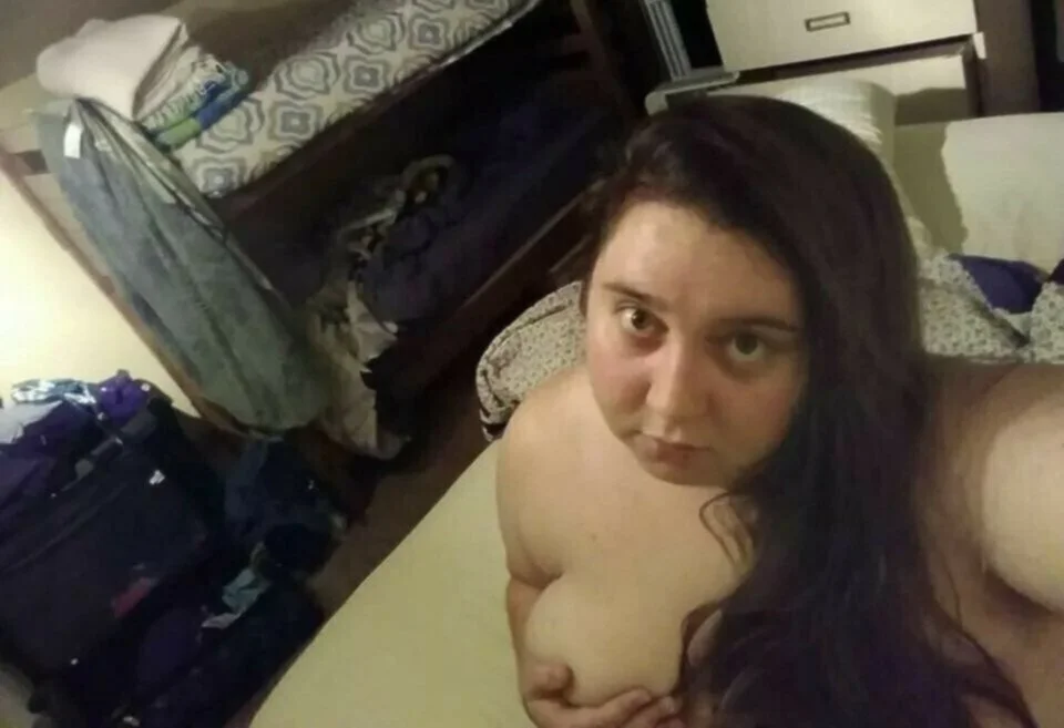 Fat wife Tracey image 19