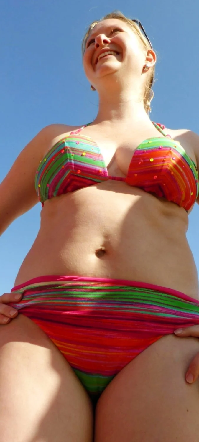 I got my friend Nadia pregnant. image 7