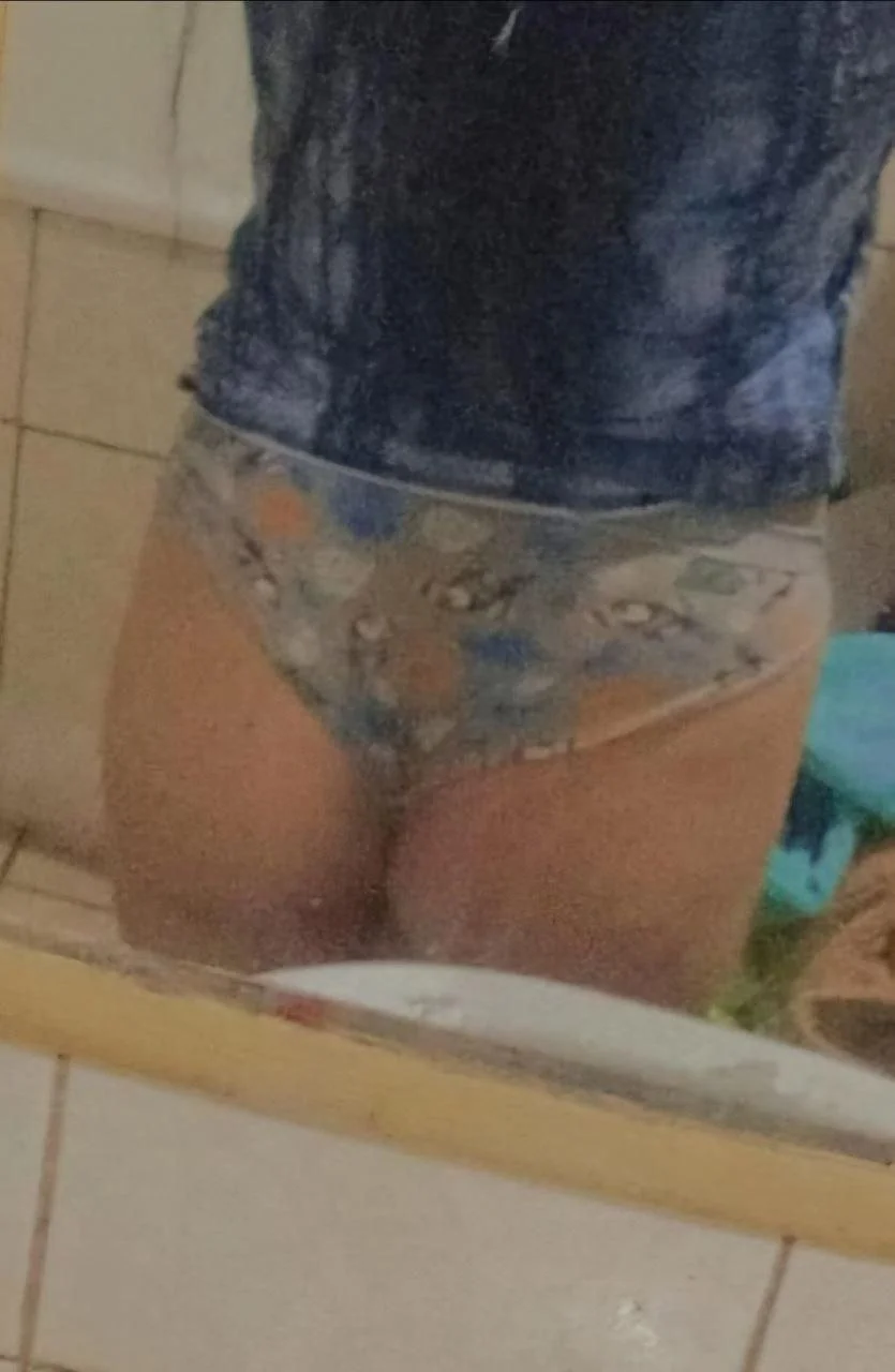 Novinha exibiu os peitinhos pro ficante e caiu na net! novinha, vazou, vazados, vazada, amador image 3