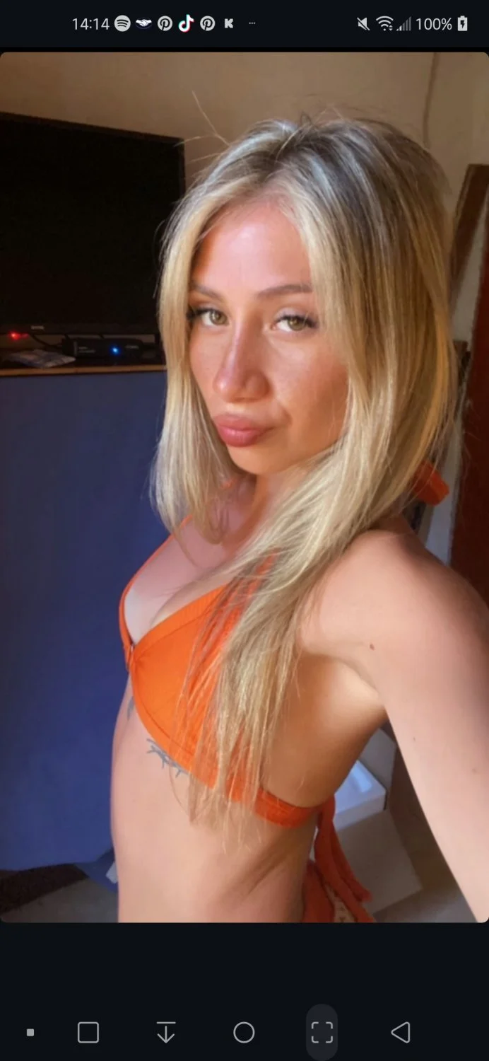 Tremenda putita la rubia agus, habra algo? image 5
