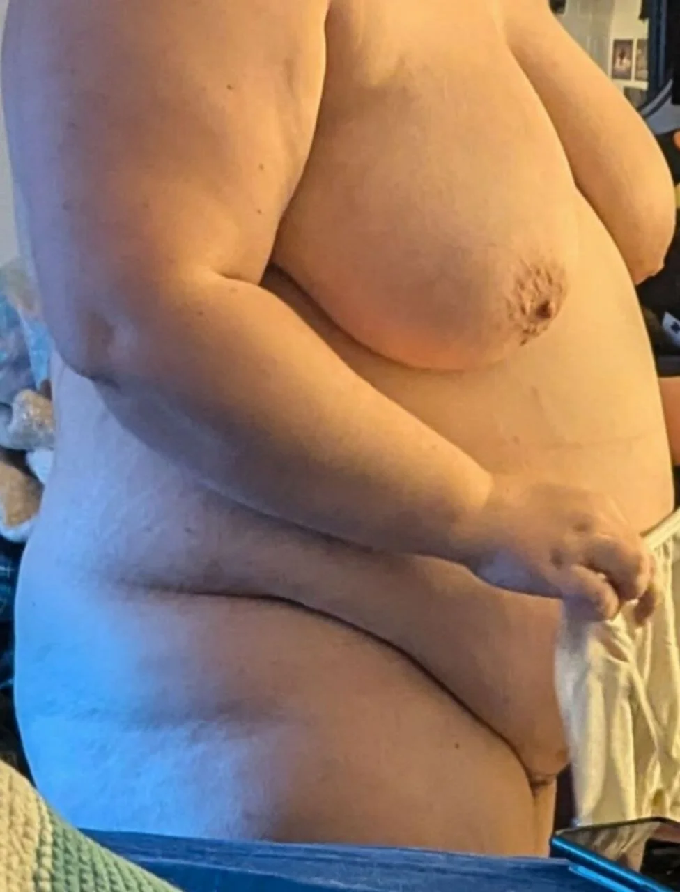 26yo 260 pound piggy Charlotte 38DD saggy tits image 12