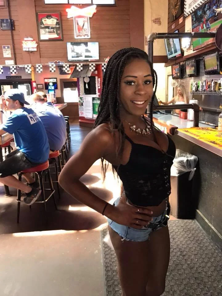 Sexy Servers image 19