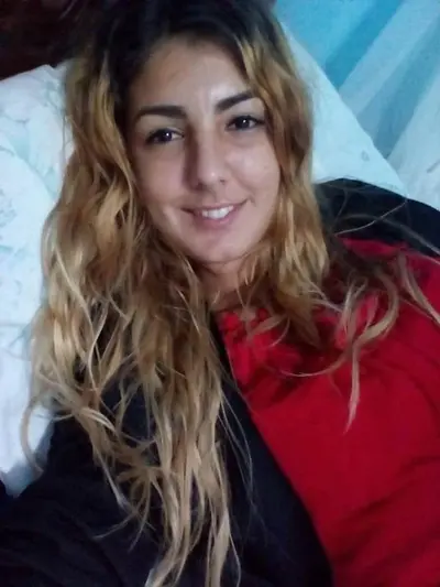 Latina milf kik slut Lianet, 28 FL, is proud of her hard body cover image