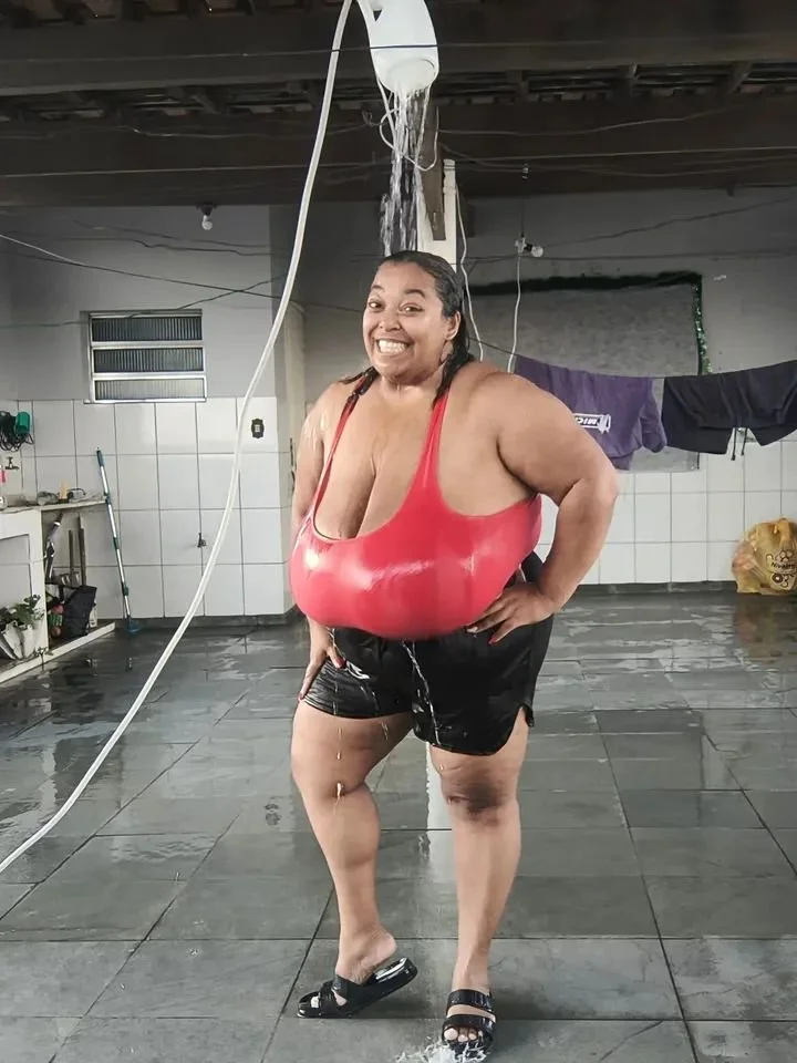 Ebony Milf With Huge Ass Titties Oh My Fuckin Gawd I would not pull out 145 image 29