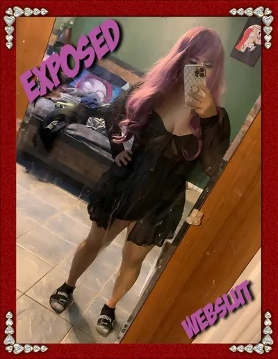 Exposed erome slut MirrorAurora she is working her way to becoming a webslut check her page out cover image