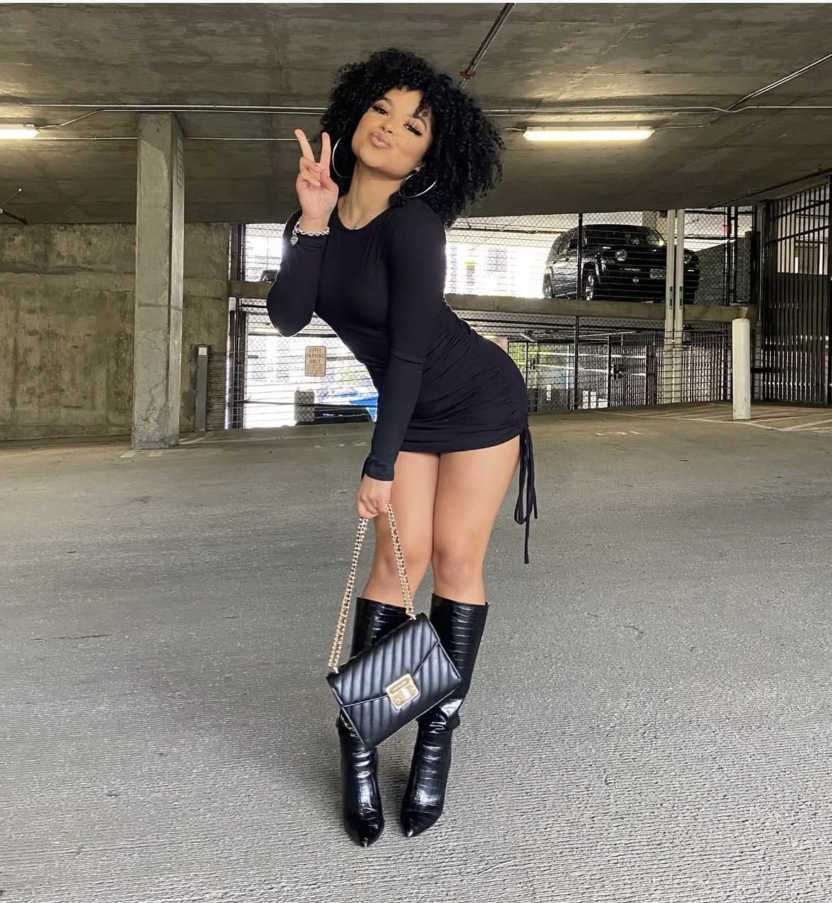 Sexy black baddie image 10