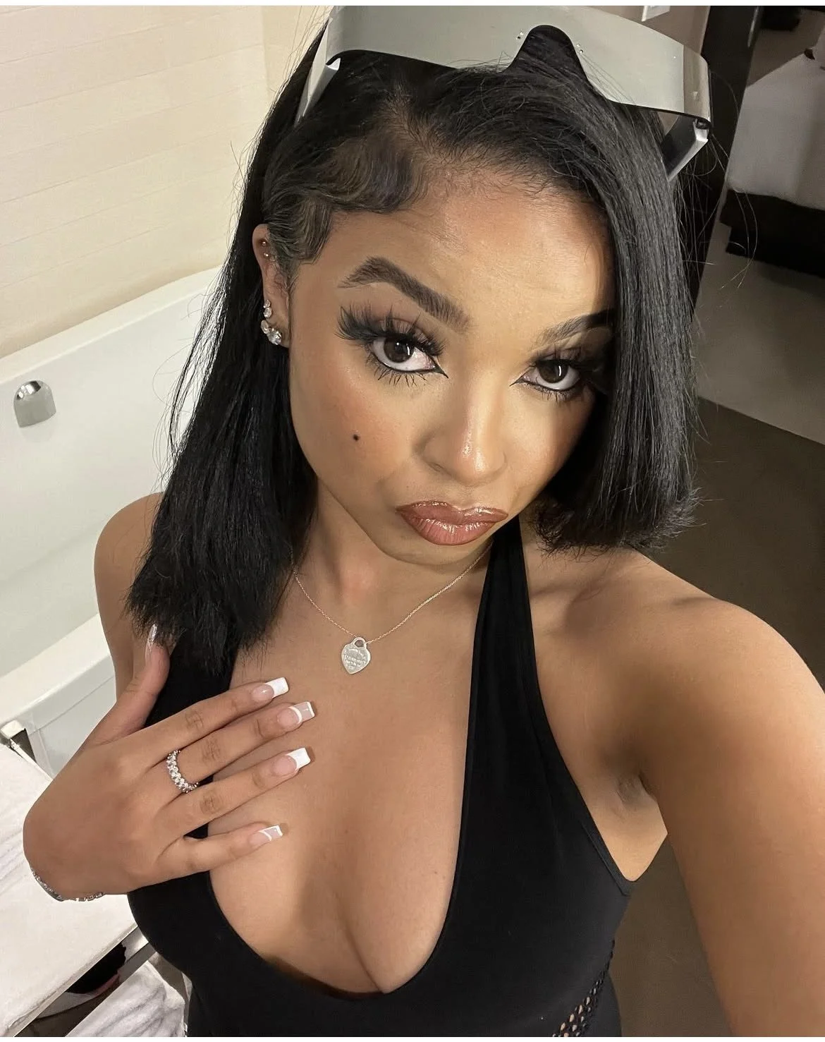 Sexy black baddie image 36