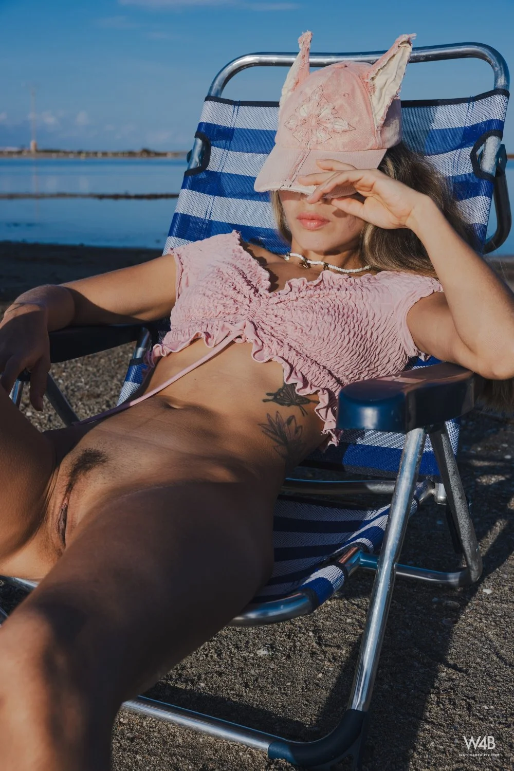 Bottomless in Public 19 image 23