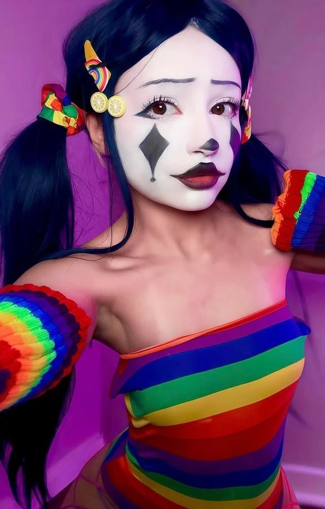 Sexy With A Clown Fetish pt2 image 7