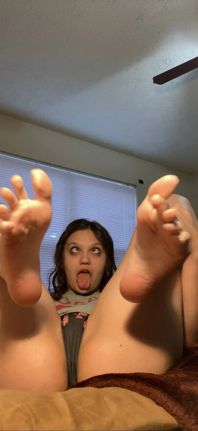 Footsluts pt 4. image 17