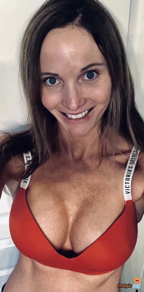 Dr Hot image 9
