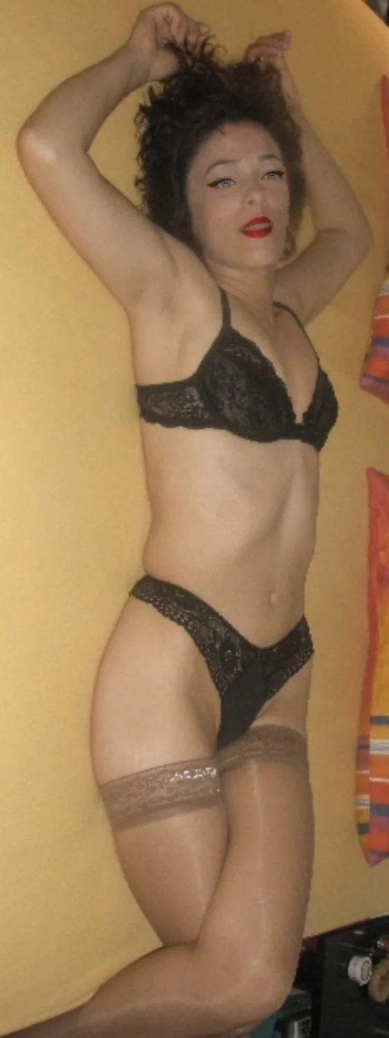 Putas casadas fodendo. Married whores fucking image 3