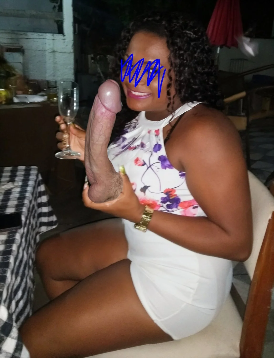 Preta putinha gravada pelo corno enquanto dava pra outros! novinha, vazou, vazados, vazada amador image 4