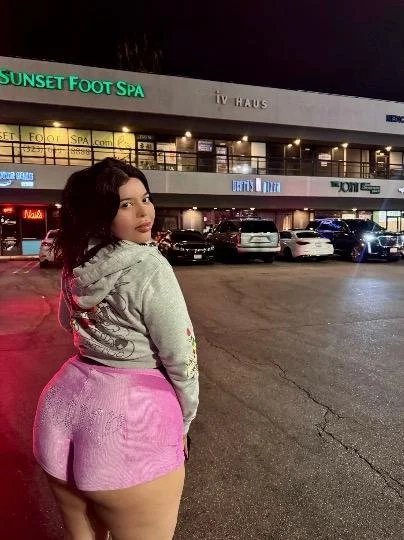 PERFECT small bbw latina sister . AMAZING ass . Big booty baddie flash image 4