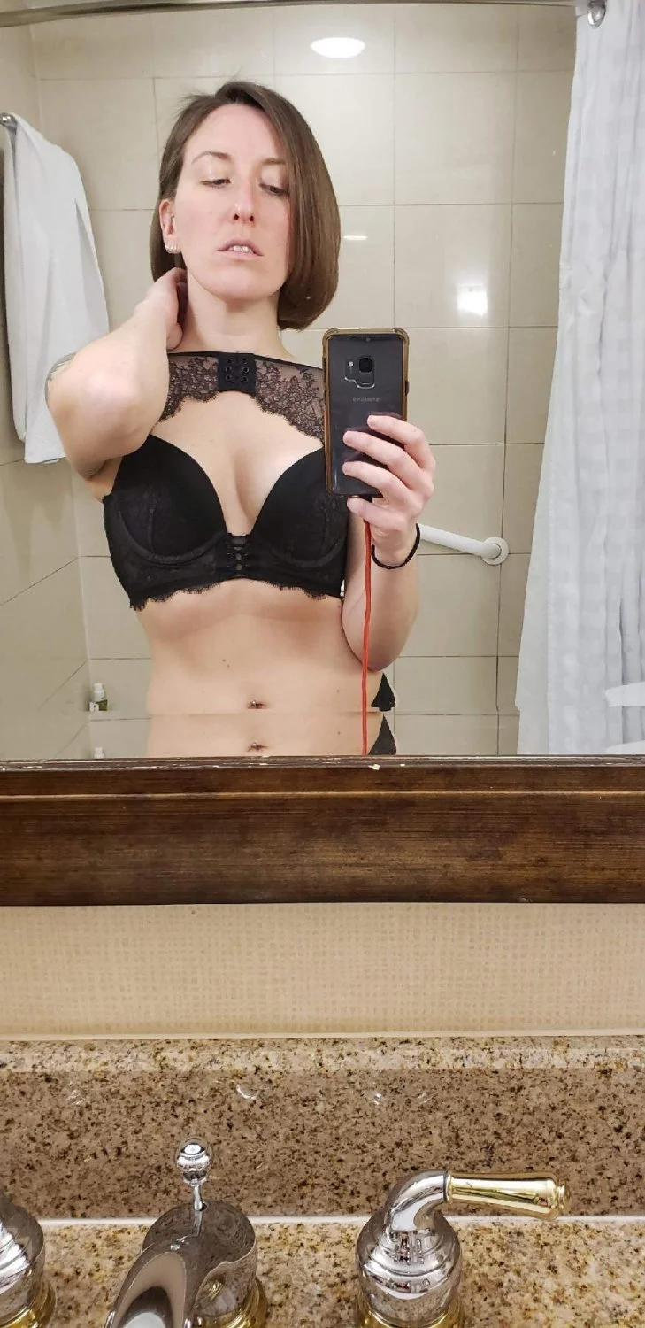 Slut Emily has a sweet cunt image 21