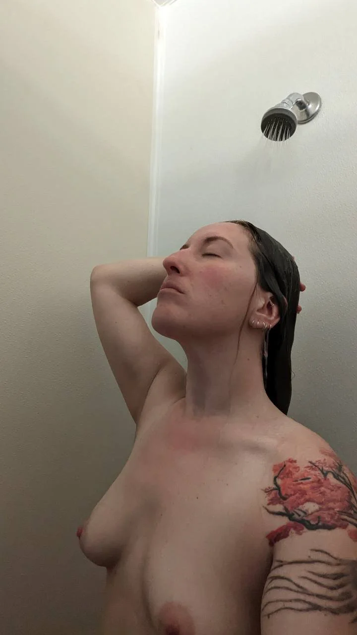 Slut Emily has a sweet cunt image 8