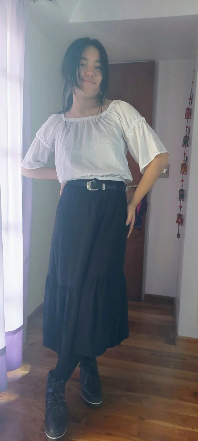 Aporte de un Seguidor. Nena de pequeñas tetas, y de rico Culo con panocha 😋 peluda 🤤 image 8
