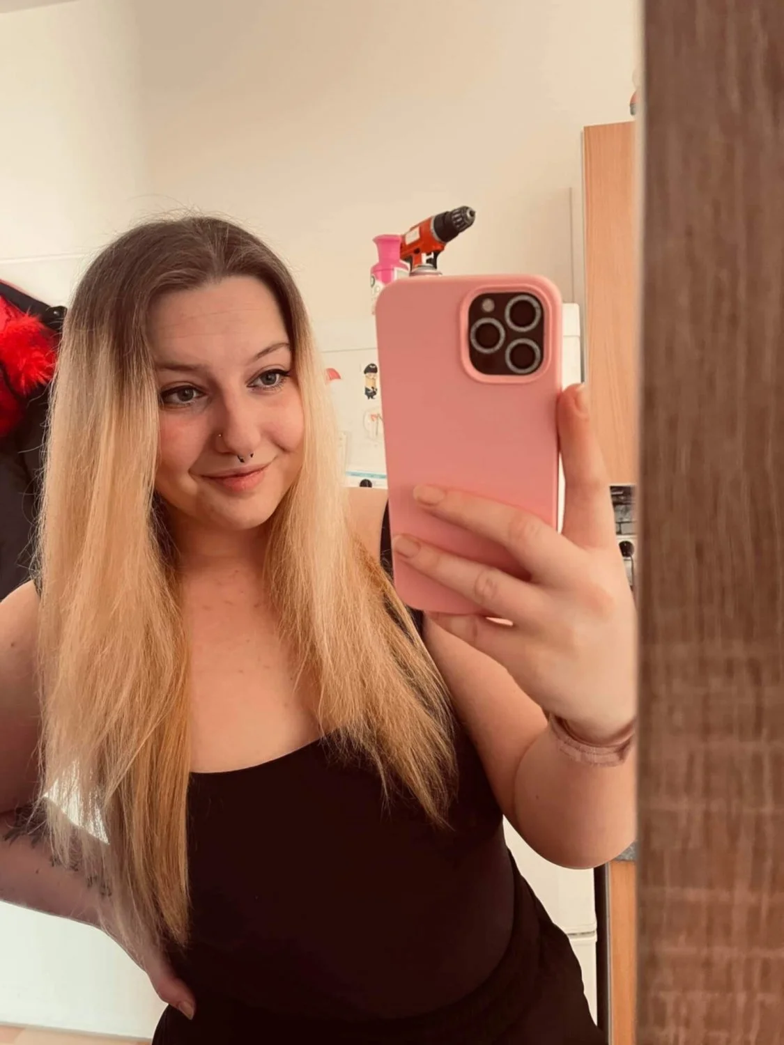 Czech Slutwife Michaela image 44