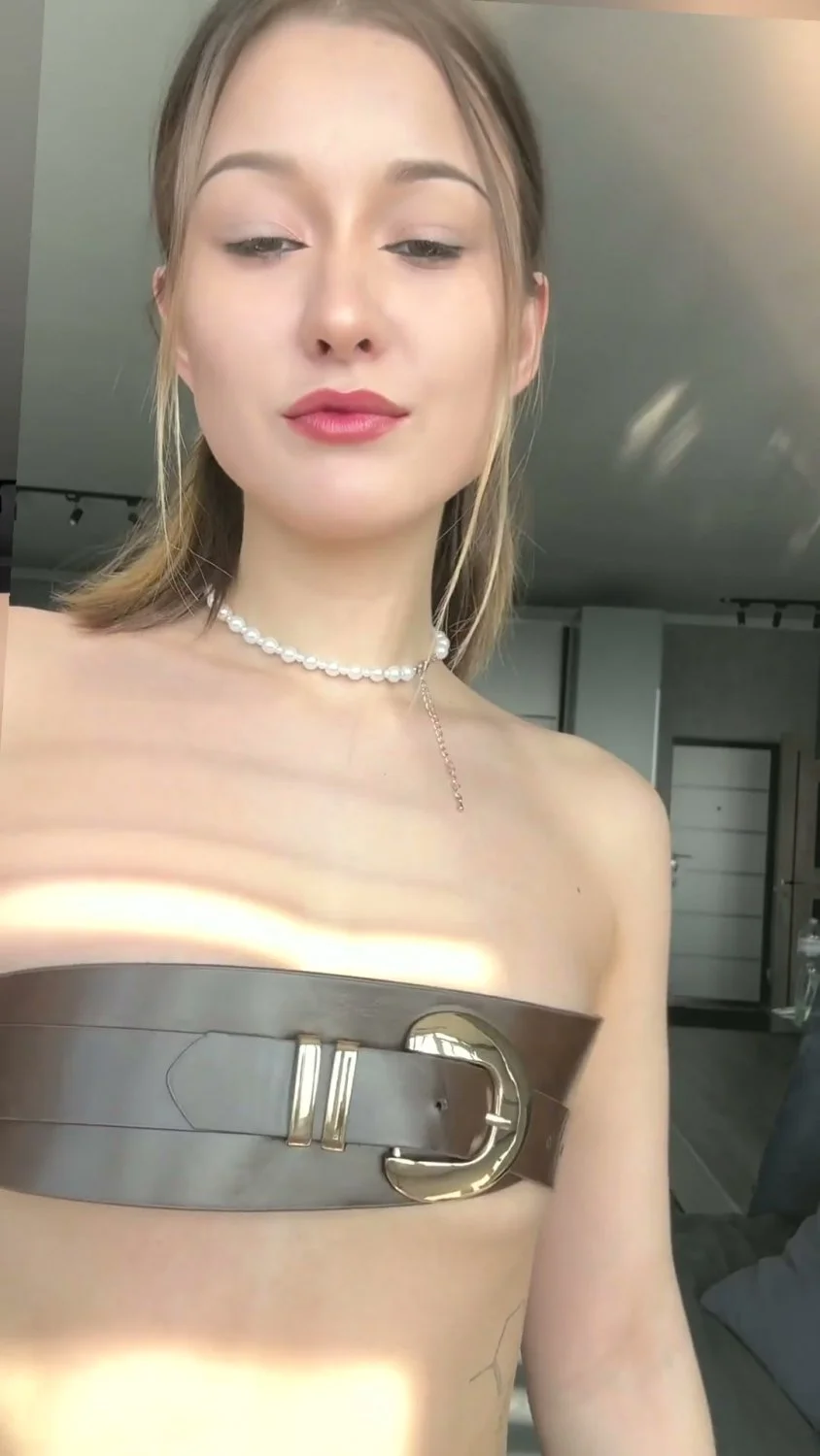 🔞 round ass naked dripping moaning wet orgasm 💦🫦 Check OF main image