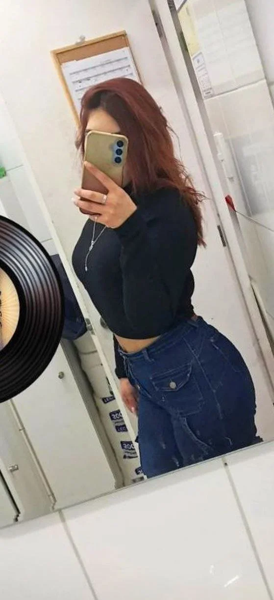 Francisca Belen Chilena de 23 añosmamá soltera la putita image 8
