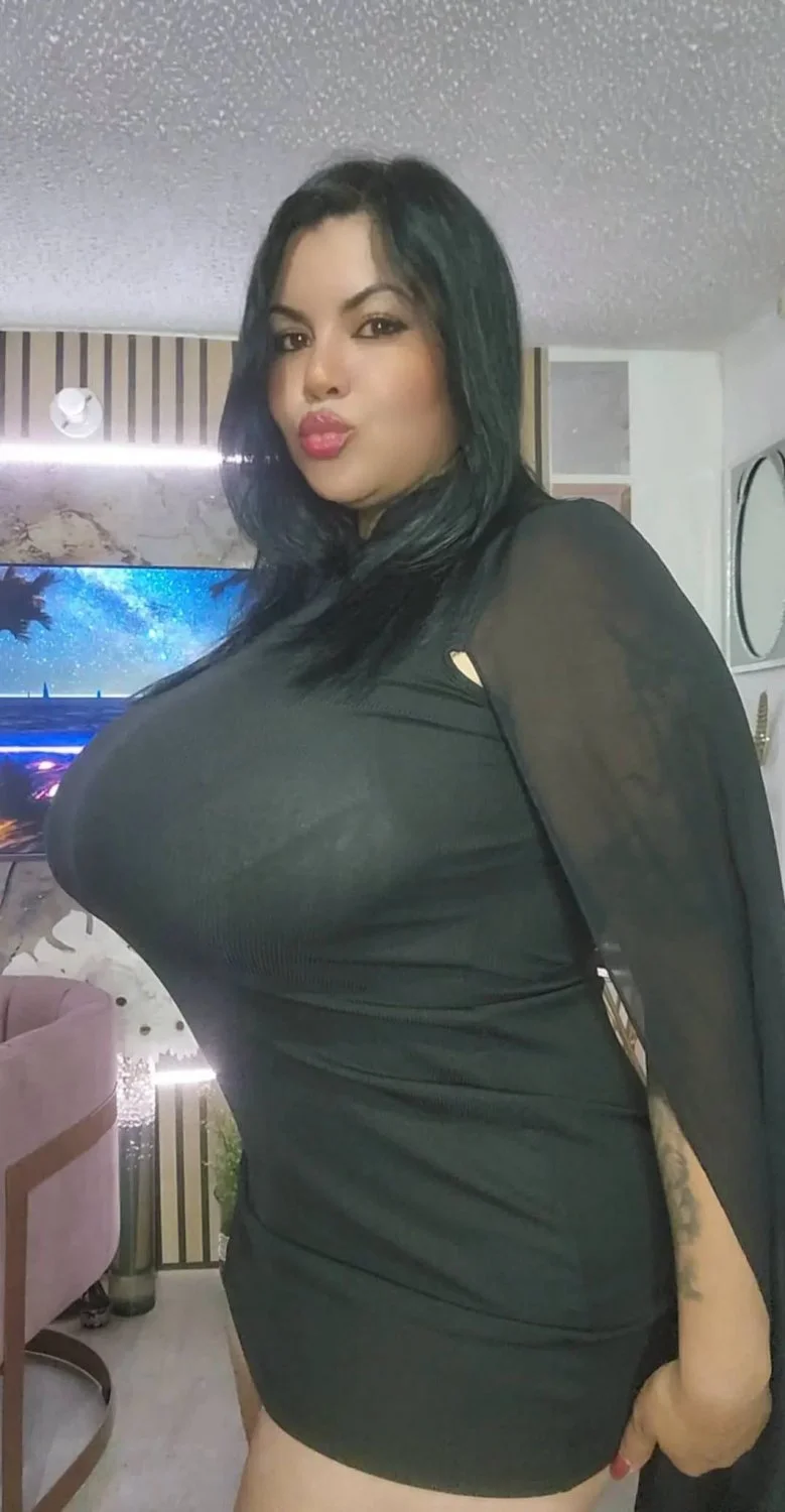 Claritza Del Carmen Betancourt Sexy image 19